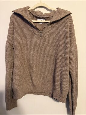 Chunky Half-Zip Turtleneck Sweater in Taupe